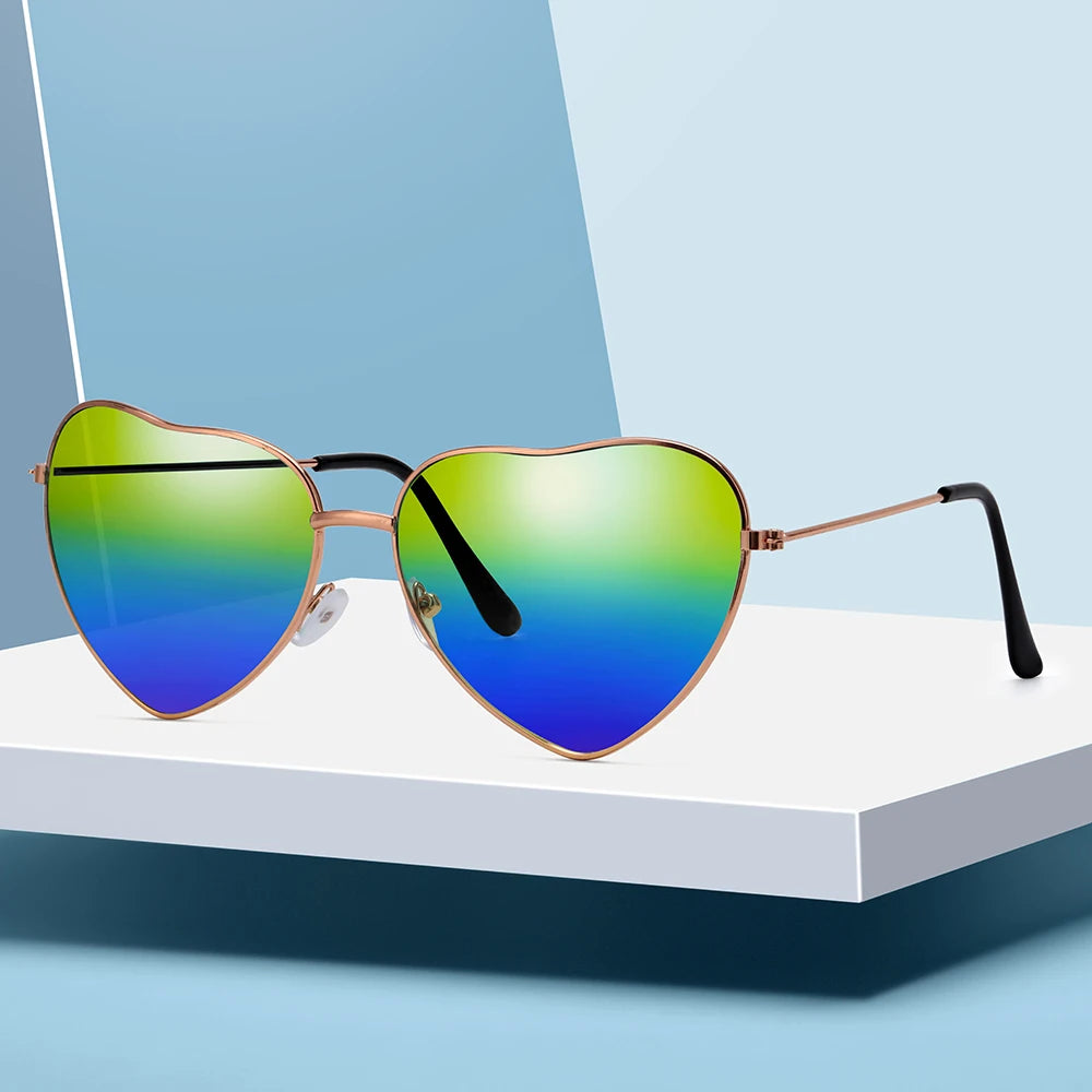 Ladies Fashion Metal Frame Sunglasses Fancy Dress Retro Heart Shaped Gradient Lens Sunglasses UV 400 Outdoor Goggles