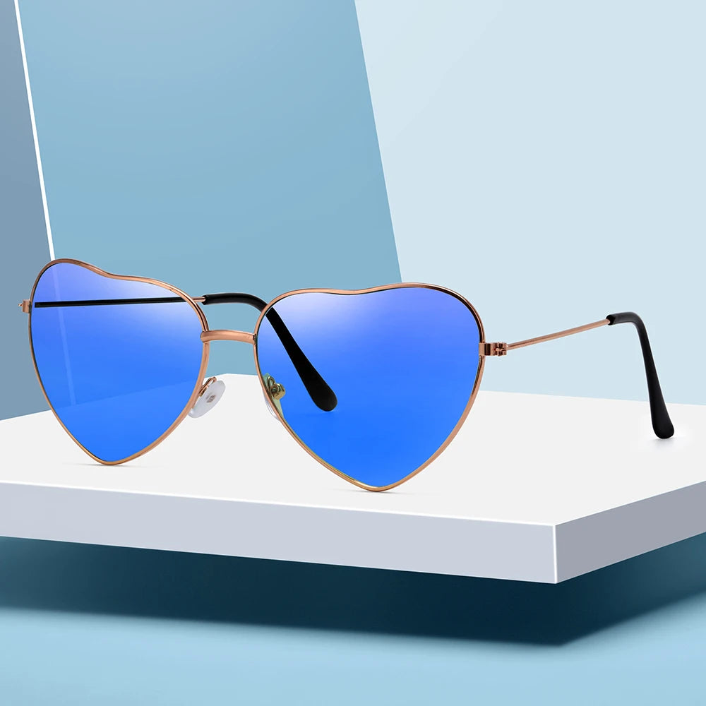 Ladies Fashion Metal Frame Sunglasses Fancy Dress Retro Heart Shaped Gradient Lens Sunglasses UV 400 Outdoor Goggles