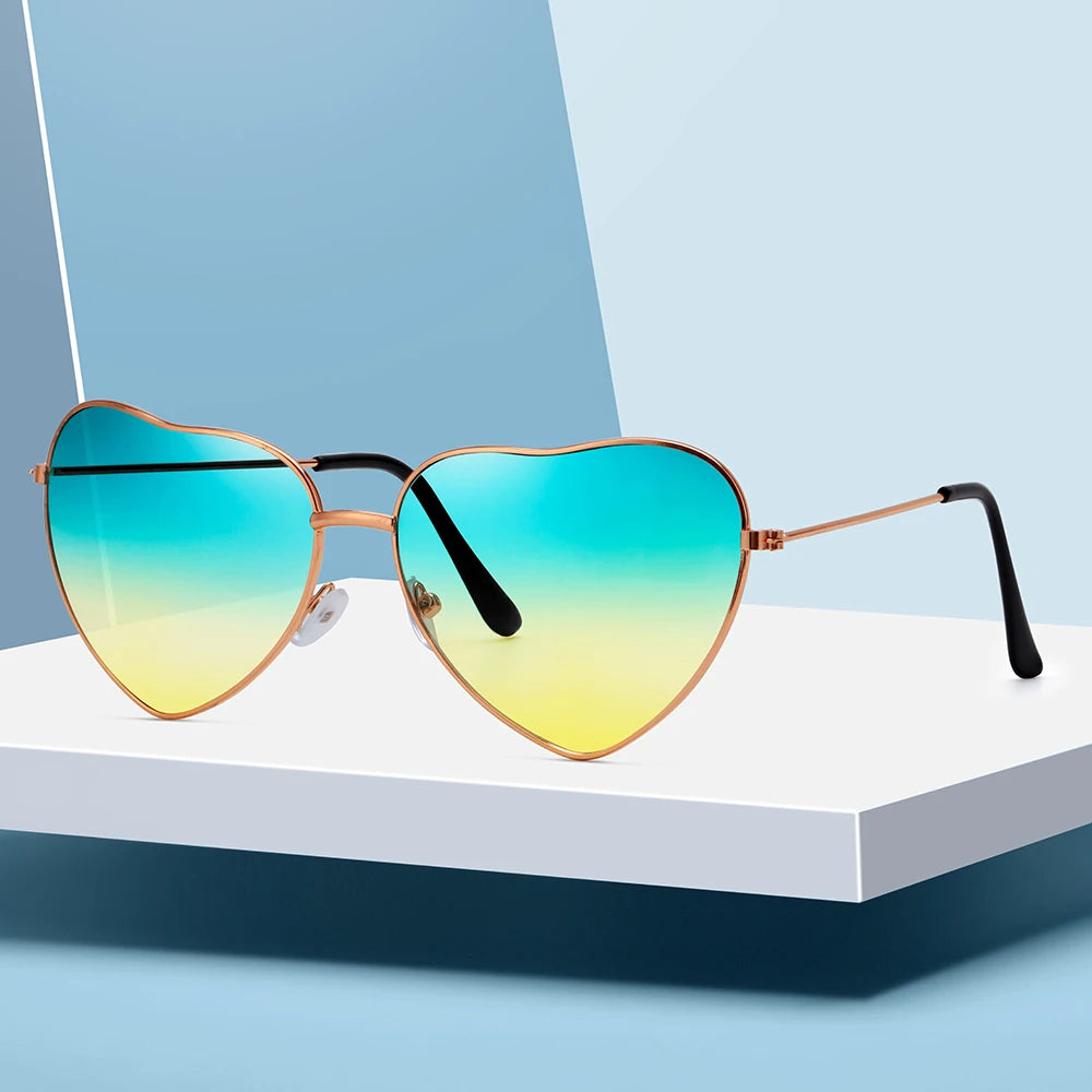Ladies Fashion Metal Frame Sunglasses Fancy Dress Retro Heart Shaped Gradient Lens Sunglasses UV 400 Outdoor Goggles