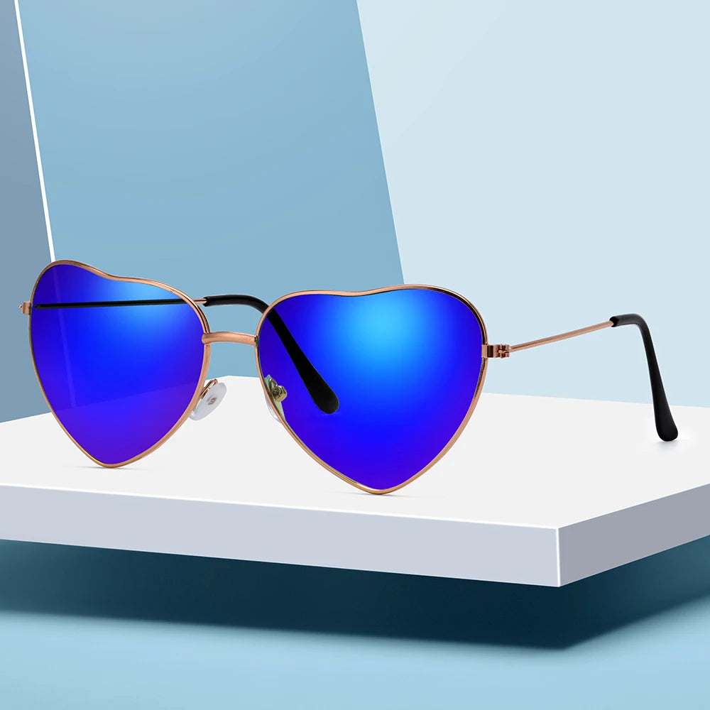 Ladies Fashion Metal Frame Sunglasses Fancy Dress Retro Heart Shaped Gradient Lens Sunglasses UV 400 Outdoor Goggles