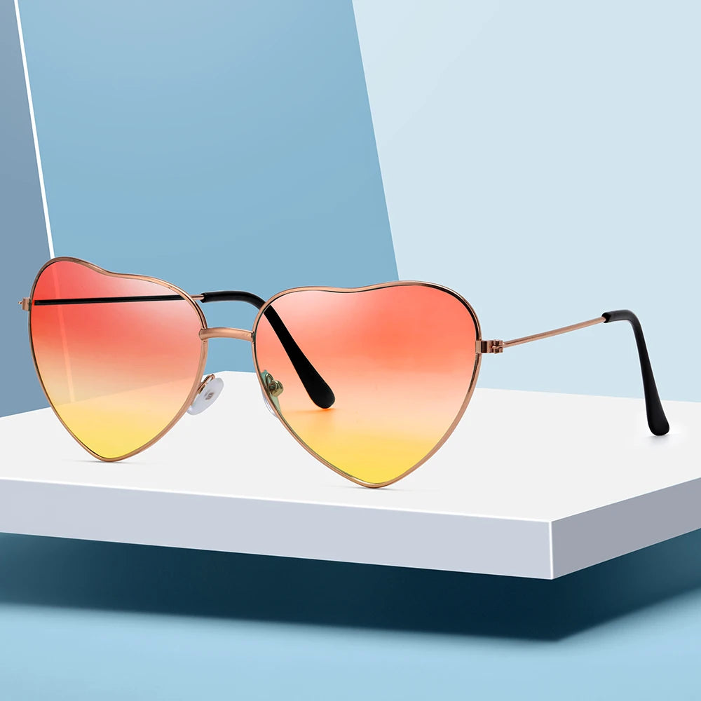 Ladies Fashion Metal Frame Sunglasses Fancy Dress Retro Heart Shaped Gradient Lens Sunglasses UV 400 Outdoor Goggles