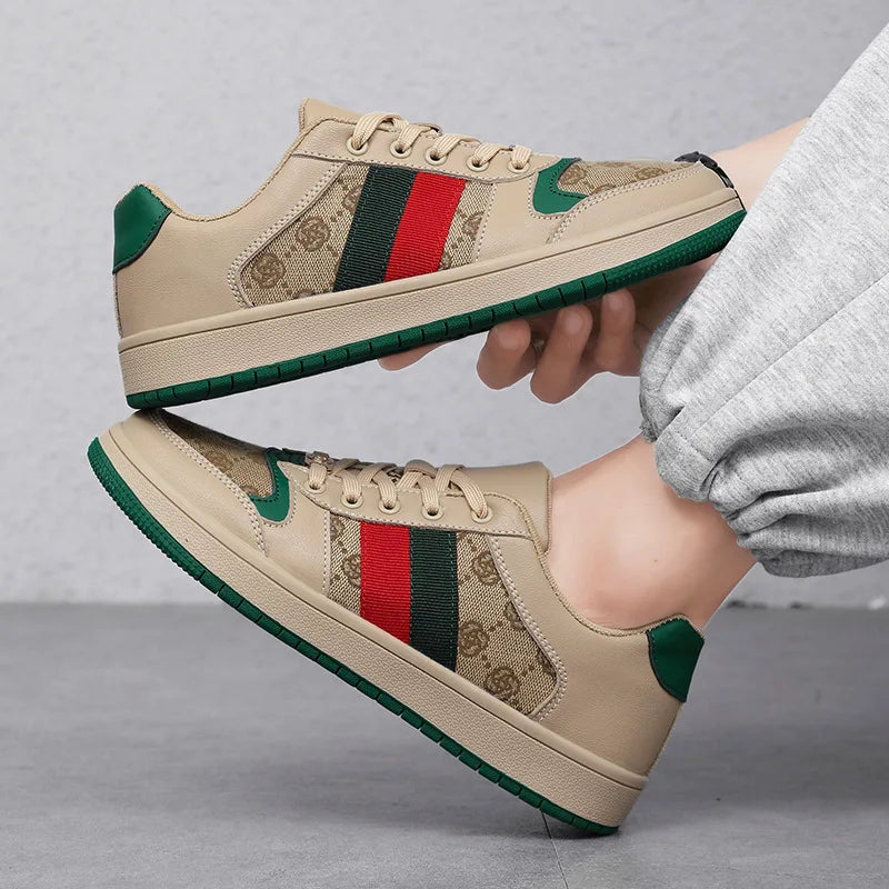 Urban stripe sneakers - Everyday comfort