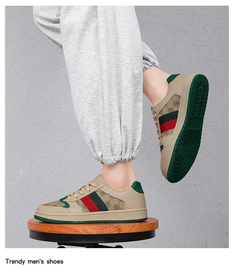 Urban stripe sneakers - Everyday comfort