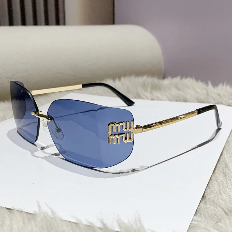 NEW Classic Sun Glasses Female Funky Metal Luxury Rimless Sunglasses Women BrandDesigner Rivets Rectangle Gradient Curved Shades