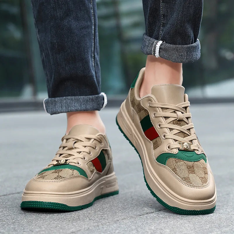 Urban stripe sneakers - Everyday comfort