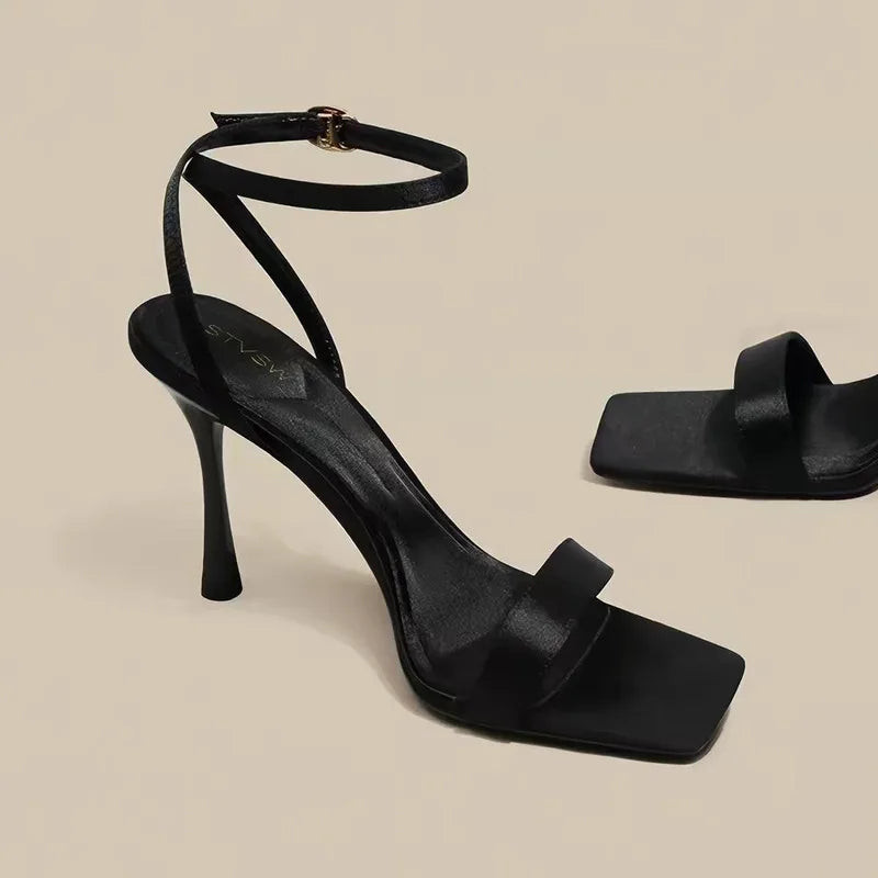 GOTTO glam heels