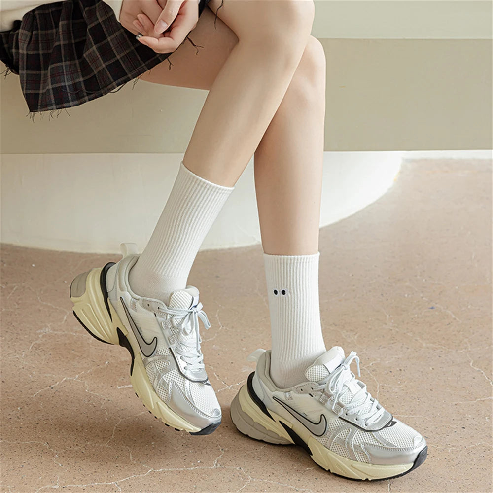 New Women's Embroidered Big Eyes Mid-Tube Socks Ins Trendy Colorful Cartoon Cute Soft Cotton Sports Sokken Dropship