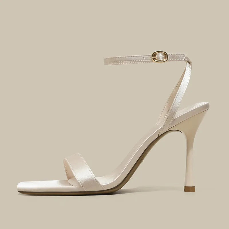 GOTTO glam heels