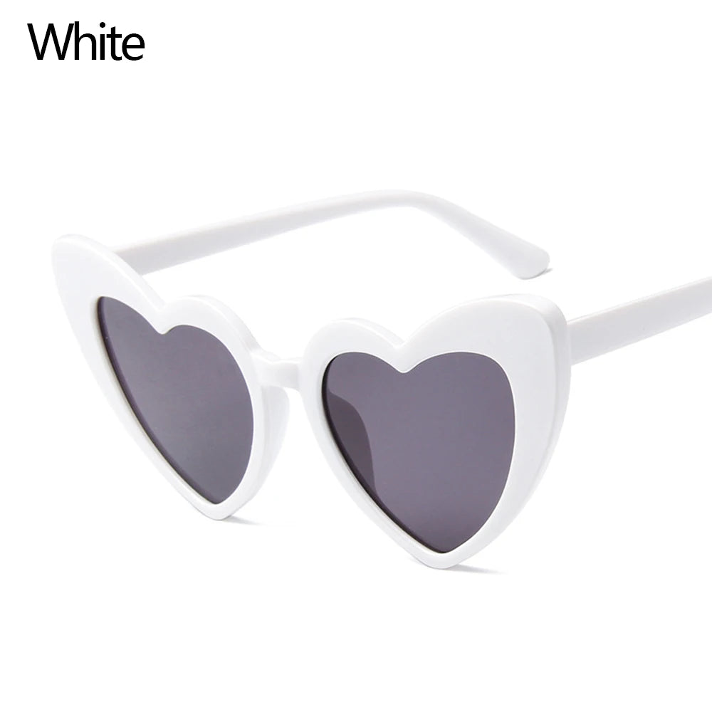 Ladies Fashion Metal Frame Sunglasses Fancy Dress Retro Heart Shaped Gradient Lens Sunglasses UV 400 Outdoor Goggles