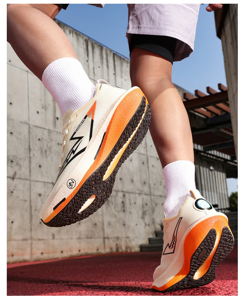 Running Shoes Carbon Board