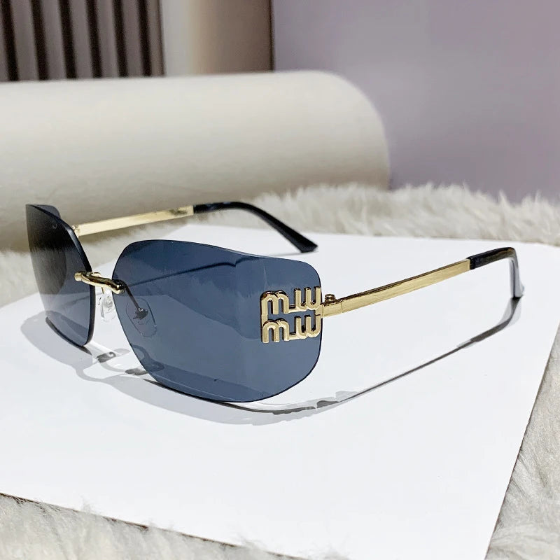 NEW Classic Sun Glasses Female Funky Metal Luxury Rimless Sunglasses Women BrandDesigner Rivets Rectangle Gradient Curved Shades