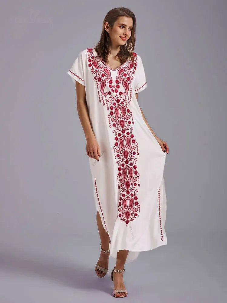 Embroidery Robe V-neck Batwing Sleeve Beach Maxi Dress Plus Size Loose Side Slit Summer Women Kaftans Dress Beachwear Q790
