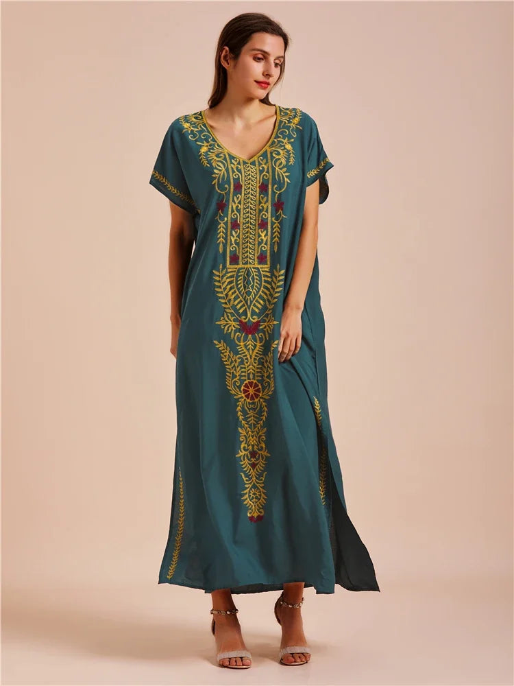 Embroidery Robe V-neck Batwing Sleeve Beach Maxi Dress Plus Size Loose Side Slit Summer Women Kaftans Dress Beachwear Q790