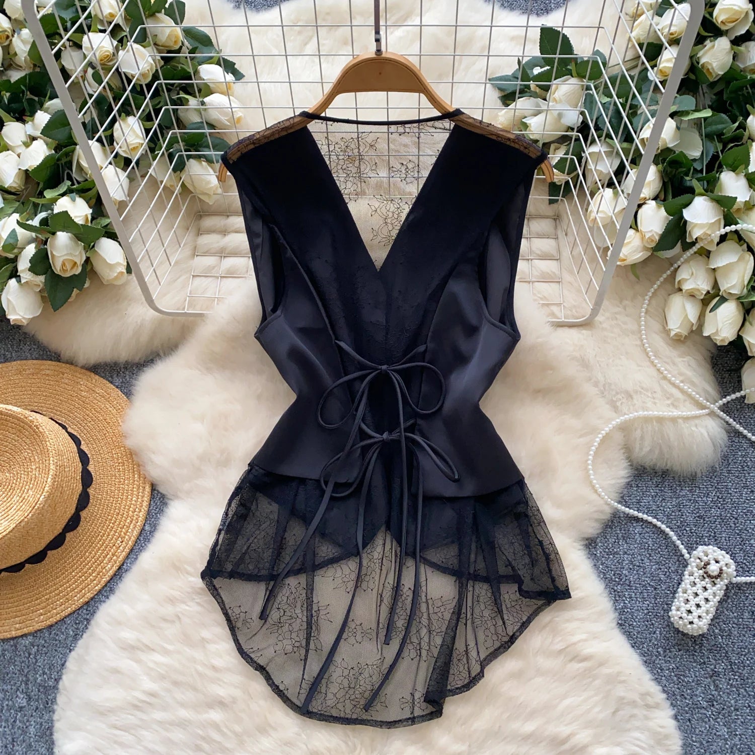 SINGREINY Backless Sexy Tank Vest Sleeveless Single Breasted V Neck Spliced Lace Skinny Sheer Irregular Summer Women Design Tops