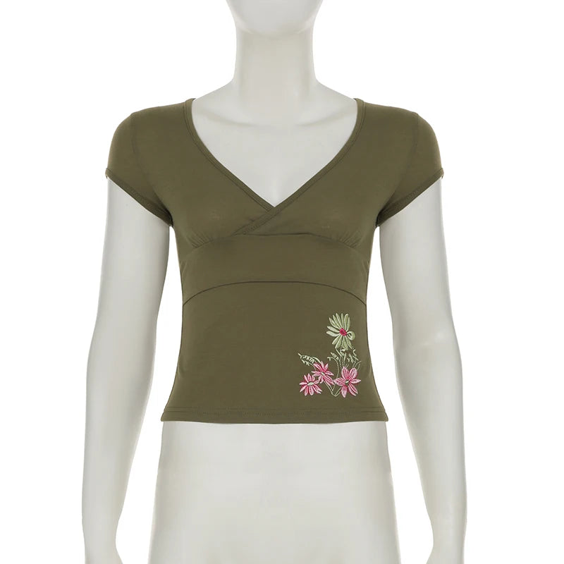 SUCHCUTE Retro Geen Floral Embroidery V Neck Cap Sleeve Tops Y2k Women's Slim T-shirt Chic Streetwear Slim Top Summer Clothes