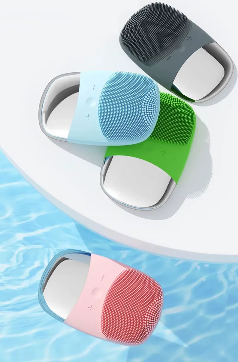 Rechargeable Silicone facial brush
