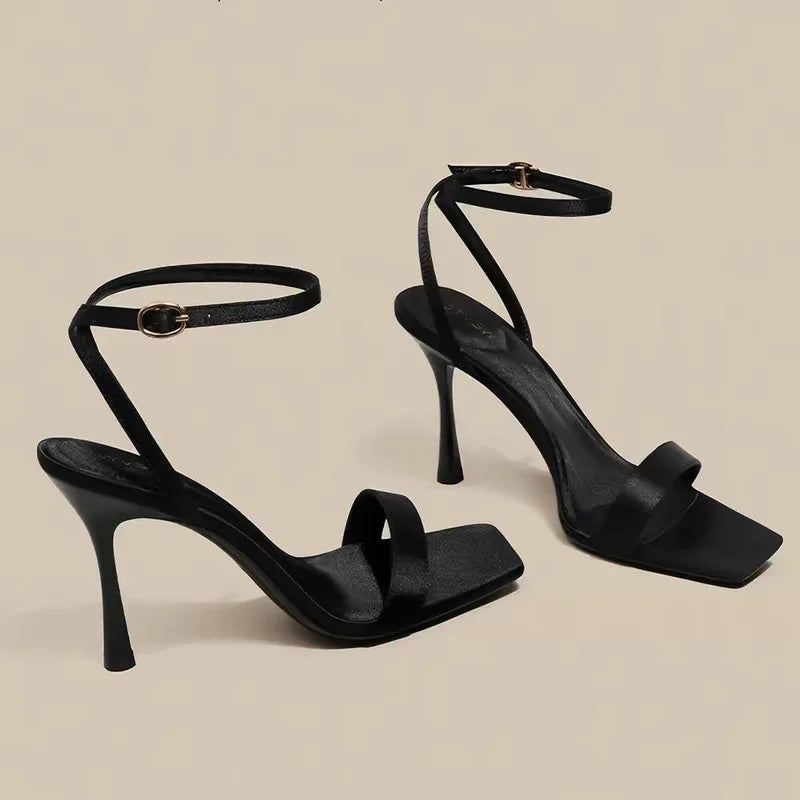 GOTTO glam heels